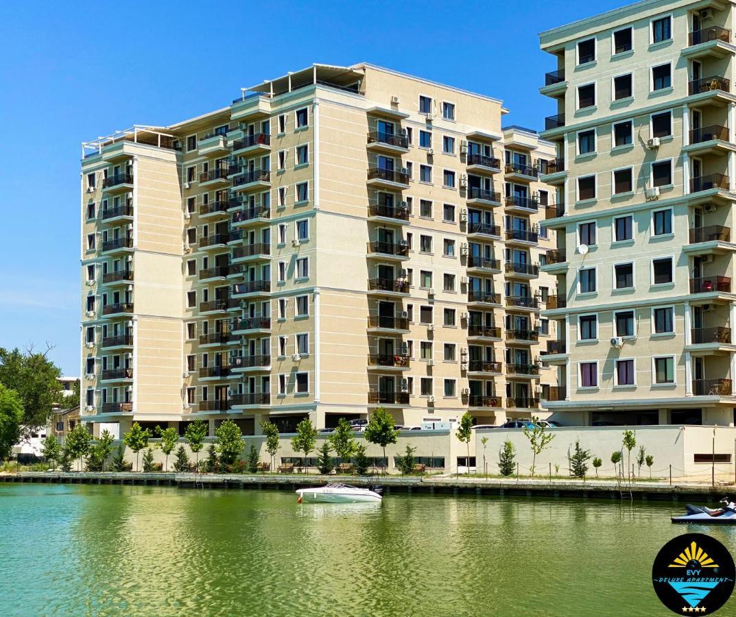 Evy Deluxe Apartment Mamaia Exterior photo